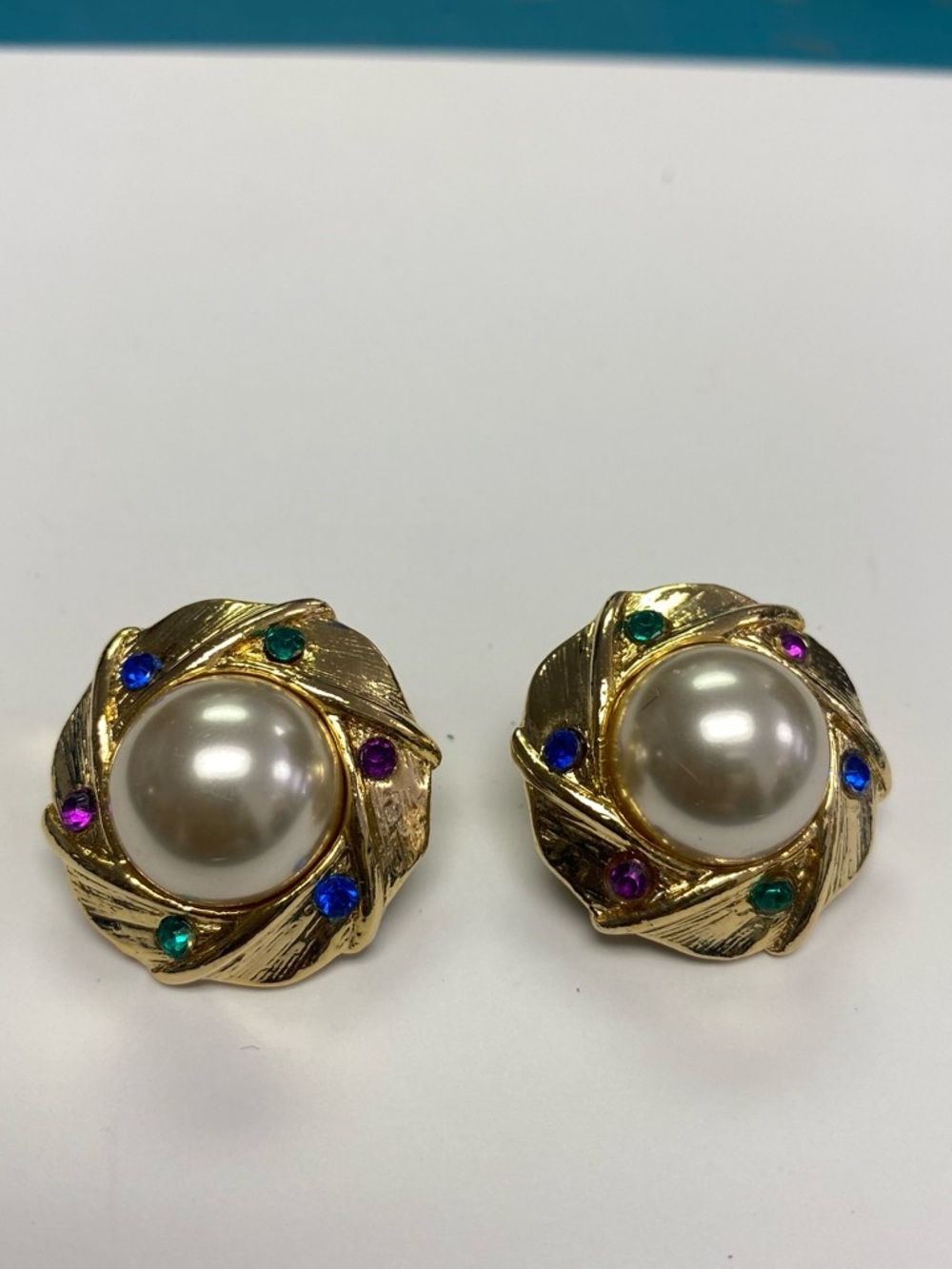 Gold-Tone Faux Pearl Multicolor Crystal Clip-On Earrings - Unbranded
